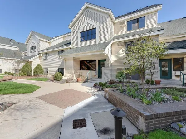 7602 York Ave S, Edina, MN