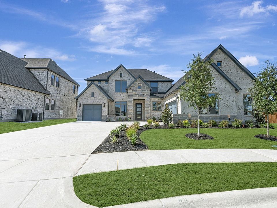 1st image of 1933 Descent Ln