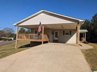 1811 Maple Crest Ln, Adger, AL 35006