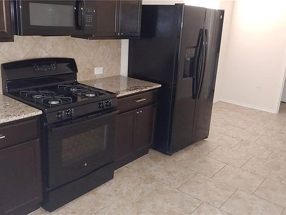 5th image of 3417 Breckenridge Dr