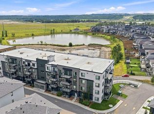 42 S Cranbrook Gdns SE #1307, Calgary, AB T3M 3P9