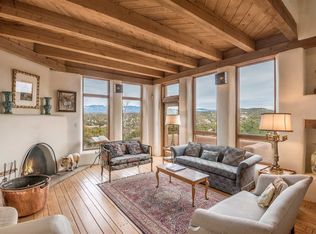 231 Paseo De La Tierra, Santa Fe, NM 87506