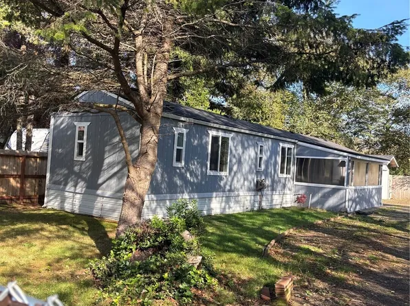 802 S Rain Street NW, Ocean Shores, WA 98569