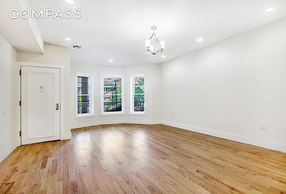 Rented by Compass | media 6