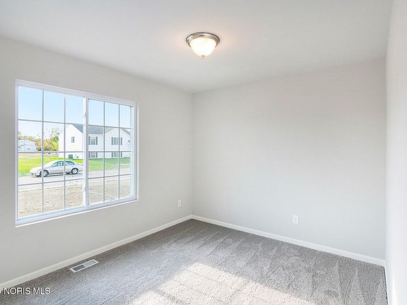 3rd image of 1500 Lee Ann Ave