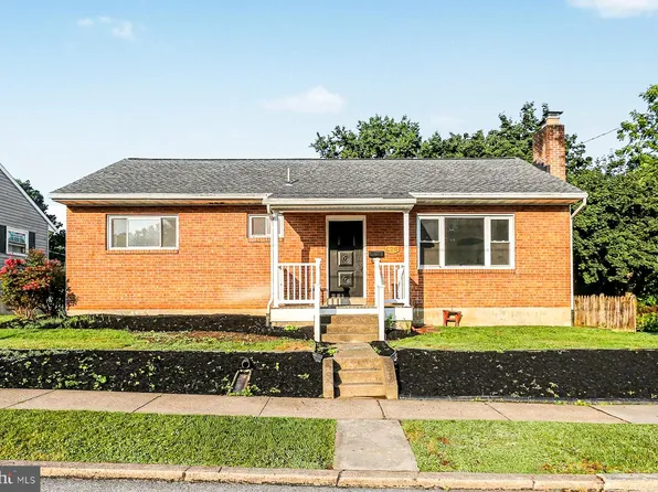 626 S Locust St, Elizabethtown, PA 17022