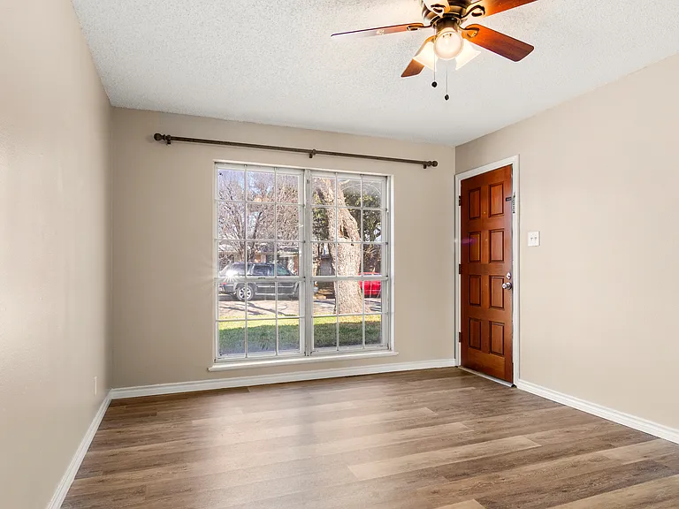 102 S Rita St — Photo 18