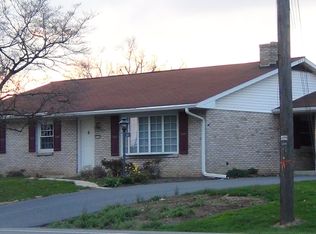 111 Penn Grant Rd, Willow Street, PA 17584
