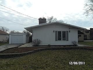 1st image of 10117 W Lyndale Ave