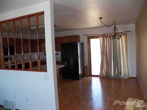 5th image of 629 Westgate Dr