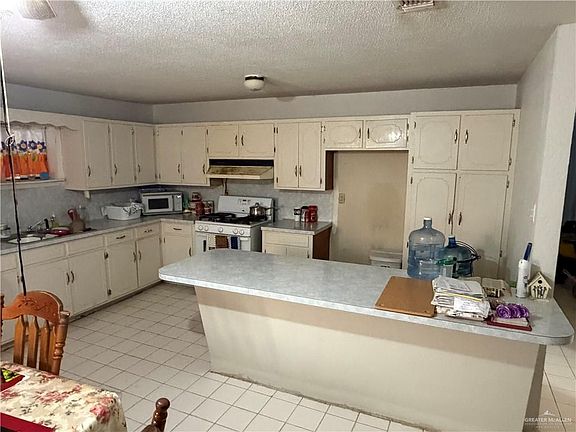 4th image of 804 N Gladiator Blvd