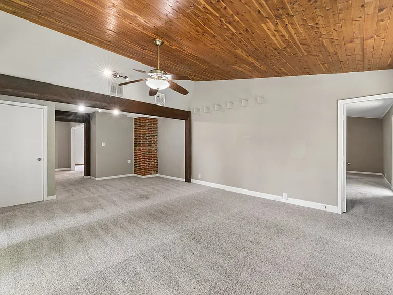 11106 Applewood Dr — Photo 16