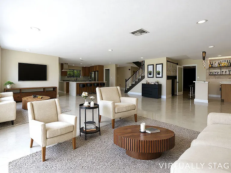 3382 Montessouri St — Photo 12