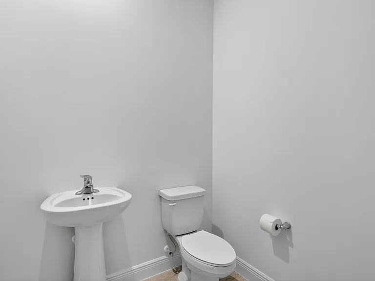 3552 NW Solange Ct — Photo 24