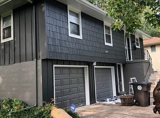 404 Pacific Dr, Belton, MO 64012
