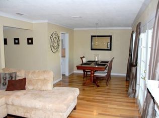 2124 Greenfield Dr, Fairfield, CA 94534