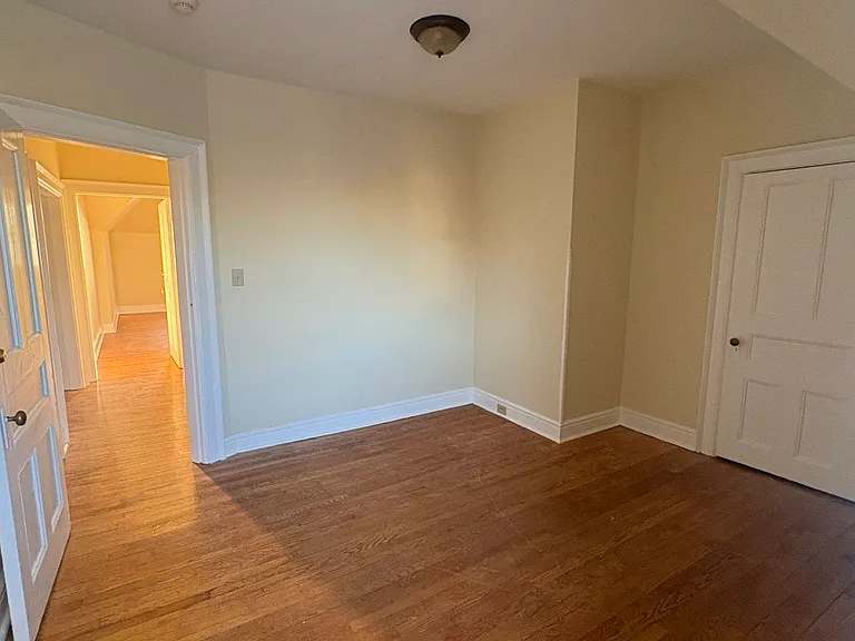509 Monroe Ave #3 — Photo 9
