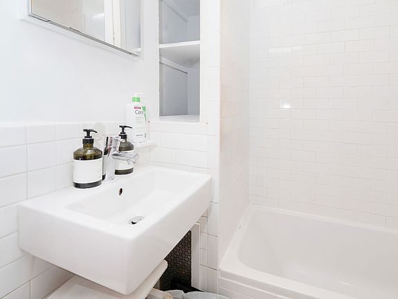 4th image of 328 E 84th St APT 2C