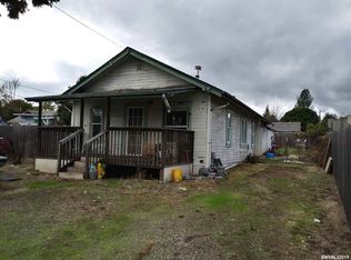 1343 SW Fairview Ave, Dallas, OR 97338