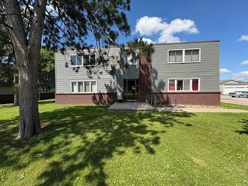 746 Russell Rd