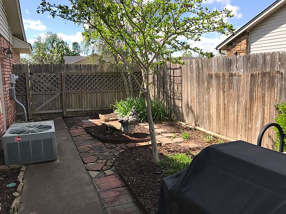 Natural stone pathways