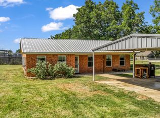 111 Quail Dr, Springtown, TX 76082