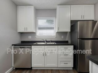 1050 W Elm St UNIT B, Springfield, MO 65806