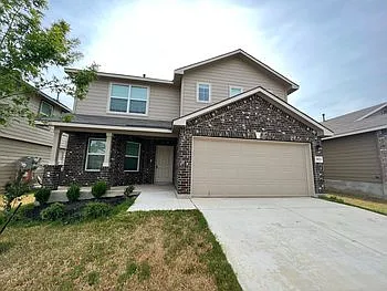 4 bed, 2.5 bath, 2312 sqft, $2,445 — Photo 2