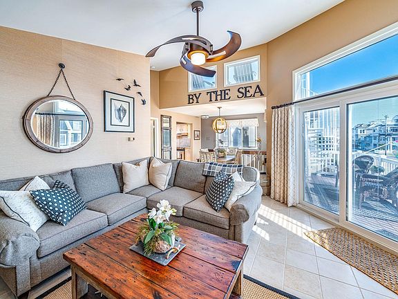 4th image of 303 47th St #1