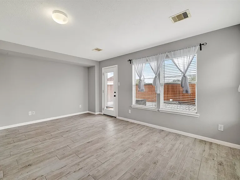 20610 Moonrise River Ln — Photo 17