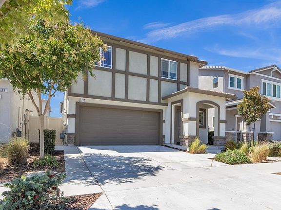 2nd image of 3835 Sunsetparke Way
