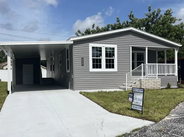 15666 49th St N #1104, Clearwater, FL 33762