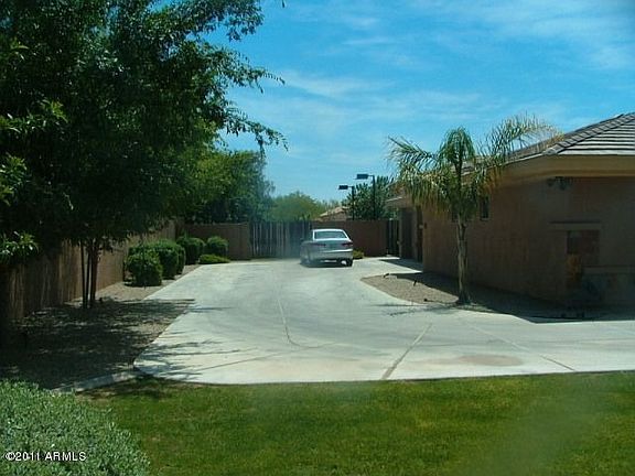 4th image of 7171 E Bar Z Ln
