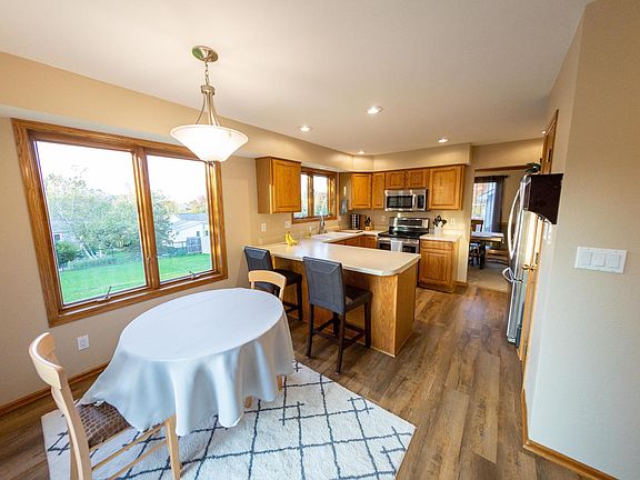 5th image of 5309 Thackeray Dr