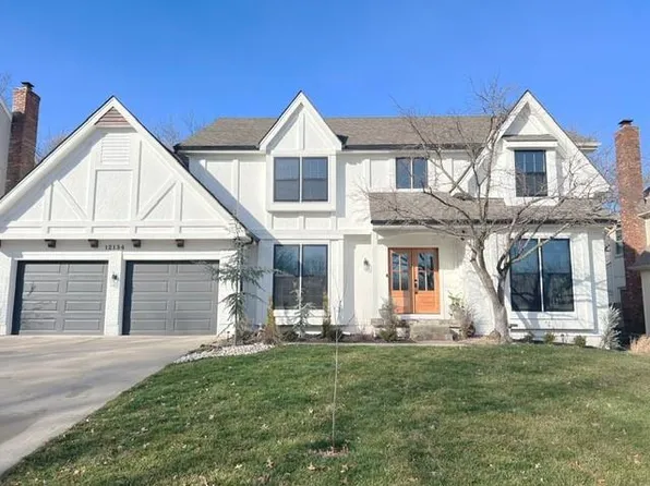 12134 Farley St, Overland Park, KS 66213