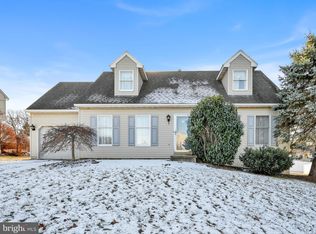 1034 Boeshore Cir, Reading, PA 19605