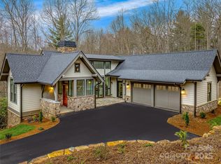 435 Barrington Dr, Asheville, NC 28803