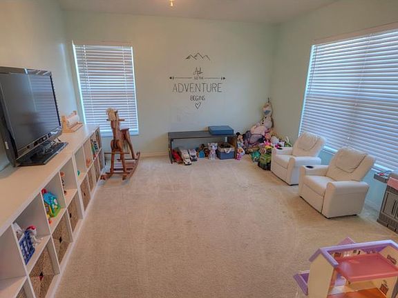 5th image of 3013 Sand Stone Cir
