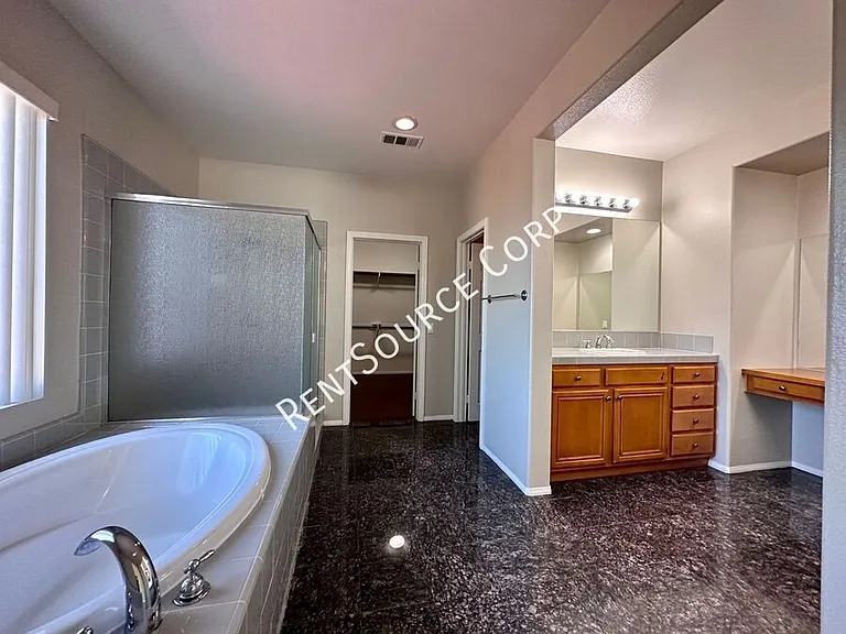 28479 Falcon Crest Dr — Photo 22