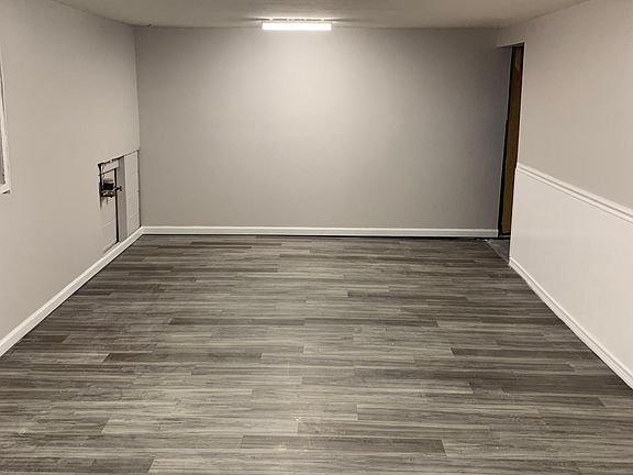 2nd image of 3378 Reaver Ave