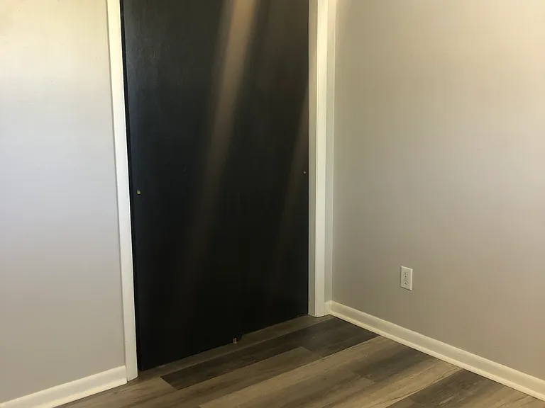 1642 Chapman Ave — Photo 9