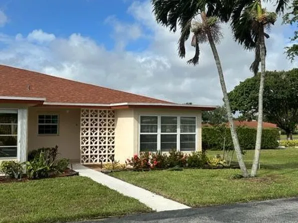 4585 NW 3rd St, Delray Beach, FL