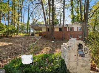 15 Candlelight Ln SW, Atlanta, GA 30331