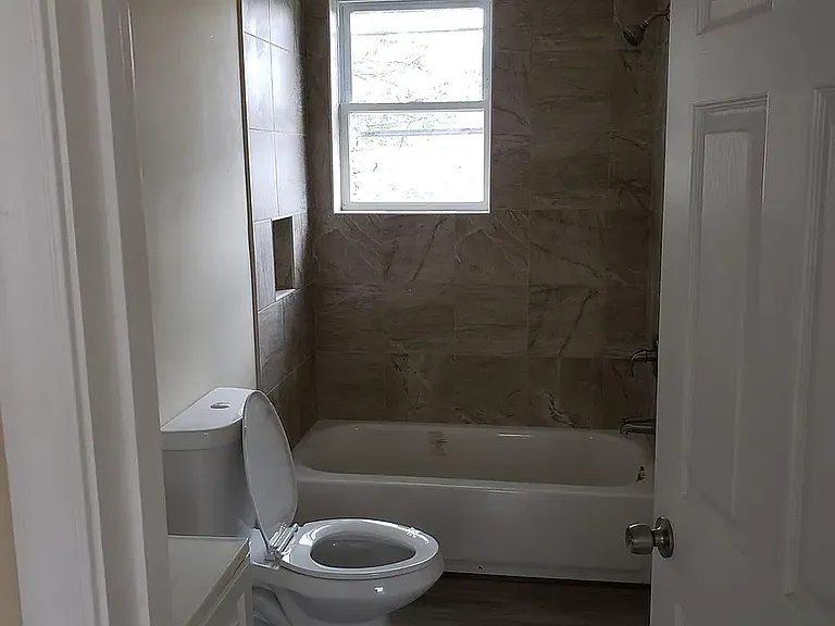 1236 E Belvedere Ave #C — Photo 6