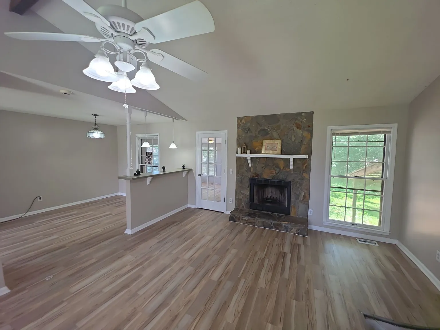 3582 Winchester Road - 1 — Photo 3