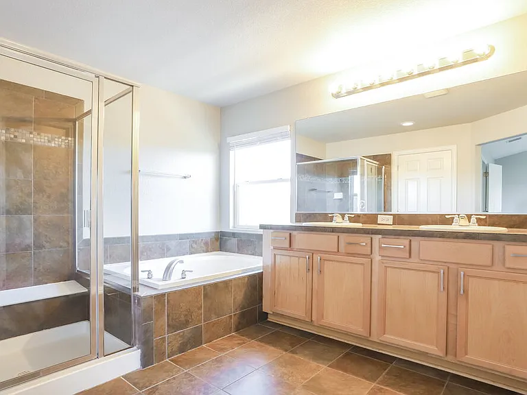 25090 E 3rd Pl — Photo 15