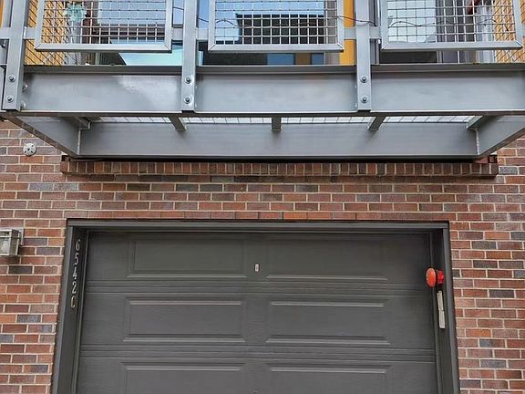 4th image of 6542 32nd Ave NE #C