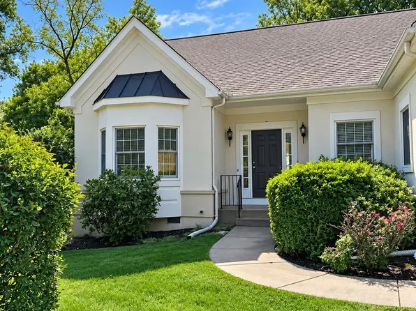 260 Fernbank Dr, Shepherdstown, WV 25443