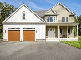 23 Pimlico Pond Rd, Mashpee, MA 02649