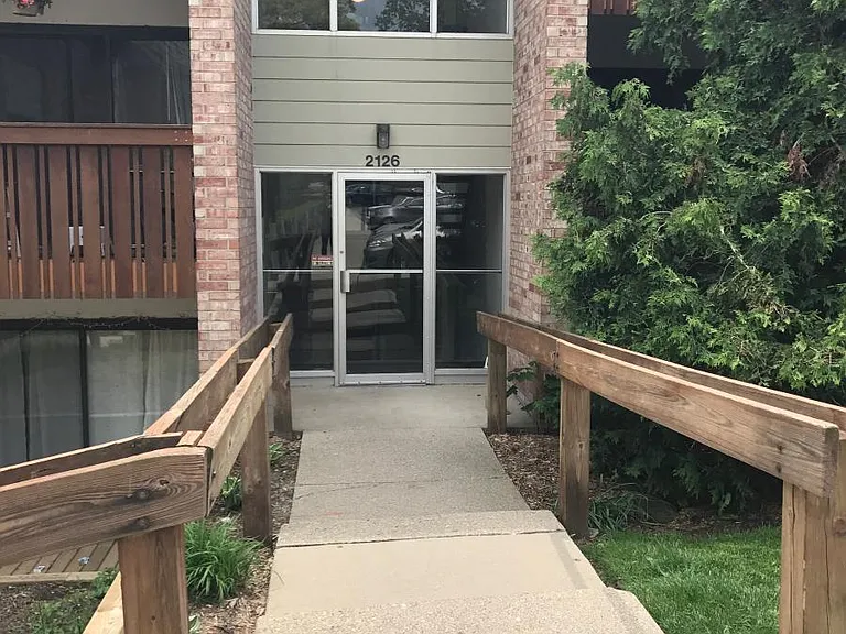2126 Pauline Blvd #303 — Photo 2